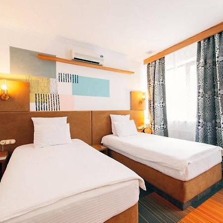 Inn Ozz Astana Exterior foto